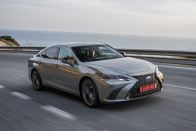 市區油耗實測23.2km/l 《Lexus ES 300h》同獲德國ADAC EcoTest肯定 市區油耗實測23.2km/l 《Lexus ES 300h》同獲德國ADAC EcoTest肯定