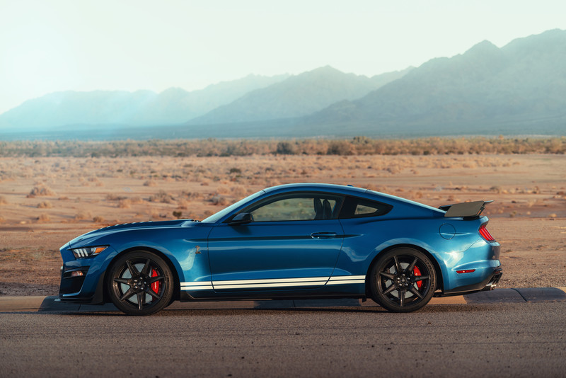 狂暴胖野馬 《Shelby GT500》車重超過1,900公斤 狂暴胖野馬 《Shelby GT500》車重超過1,900公斤