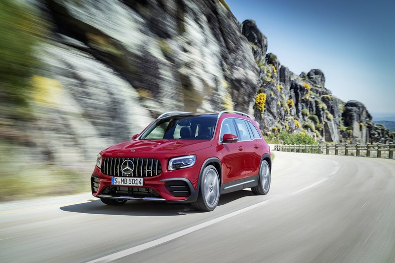 馬力306匹《Mercedes-AMG GLB 35》熱血七人座法蘭克福車展首演前搶先亮相 馬力306匹《Mercedes-AMG GLB 35》熱血七人座法蘭克福車展首演前搶先亮相