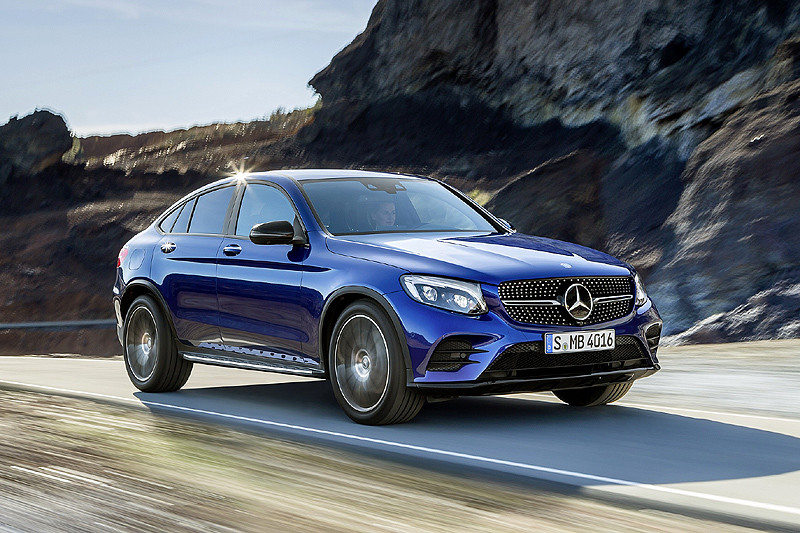 9月份入主《Mercedes-Benz》指定年式車款 享乙式保險及額外優惠 9月份入主《Mercedes-Benz》指定年式車款 享乙式保險及額外優惠