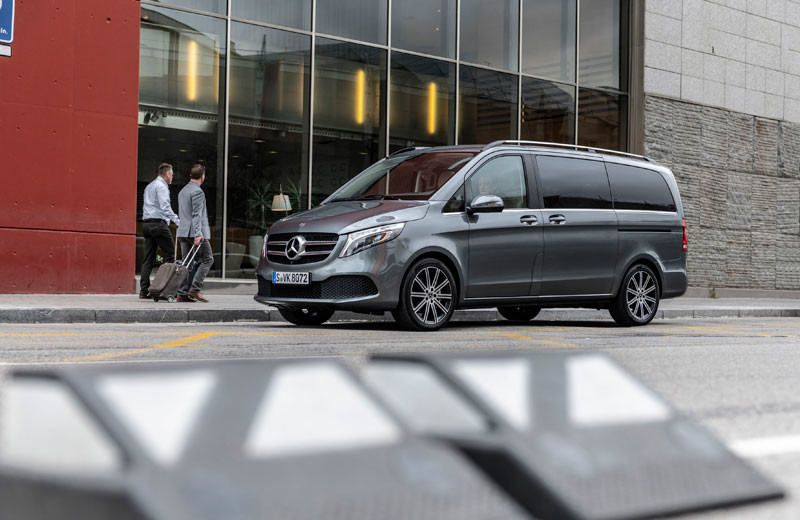 小改款《Mercedes-Benz V-Class》國內上市倒數 全新導入V300 d Avantgarde車型 小改款《Mercedes-Benz V-Class》國內上市倒數 全新導入V300 d Avantgarde車型