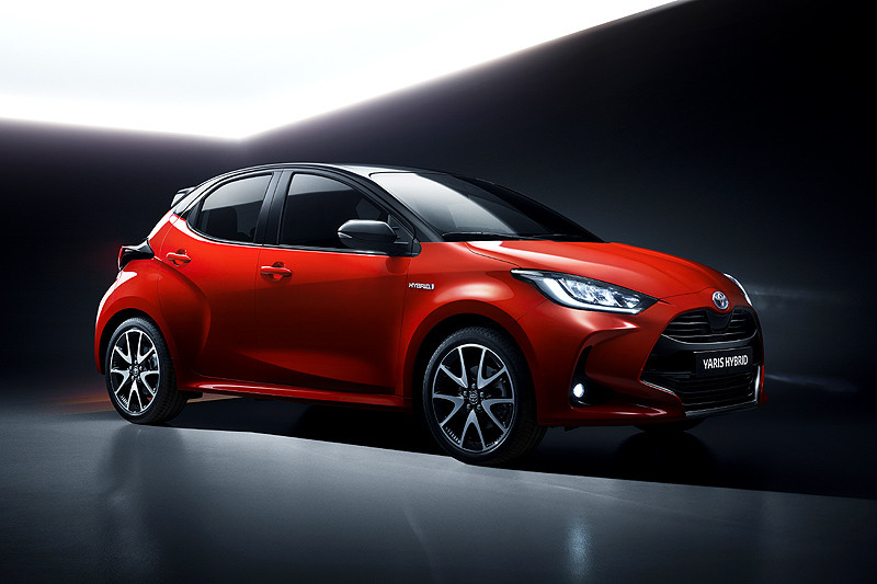 全新底盤與三缸引擎進駐 第四代《Toyota Yaris》車系全球首發 全新底盤與三缸引擎進駐 第四代《Toyota Yaris》車系全球首發
