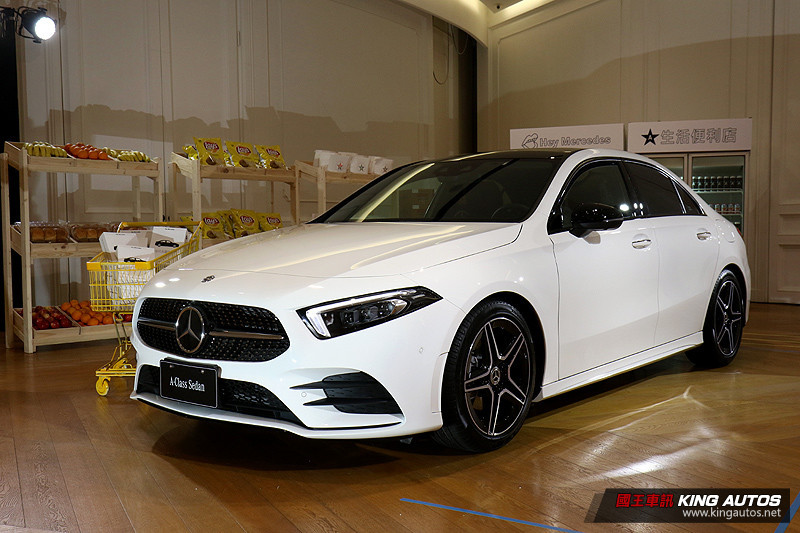 Love it or not 《Mercedes-Benz A-Class Sedan》的第一次接觸 Love it or not 《Mercedes-Benz A-Class Sedan》的第一次接觸