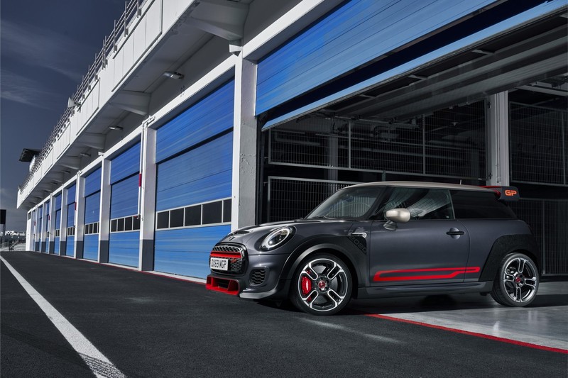 新世代《Mini John Cooper Works GP》亮相 限量3,000部馬力突破300匹大關 新世代《Mini John Cooper Works GP》亮相 限量3,000部馬力突破300匹大關