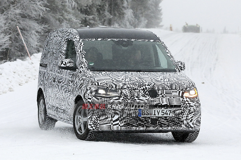 MQB模組化底盤上身 新世代《Volkswagen Caddy》原型車現蹤 MQB模組化底盤上身 新世代《Volkswagen Caddy》原型車現蹤