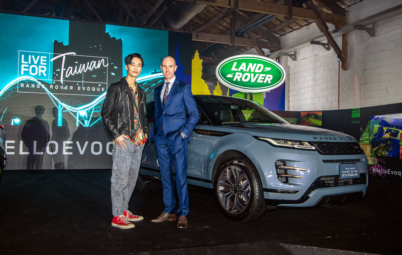 新世代《Range Rover Evoque》開價215萬元起登台 全車系搭載48V微型油電系統 新世代《Range Rover Evoque》開價215萬元起登台 全車系搭載48V微型油電系統