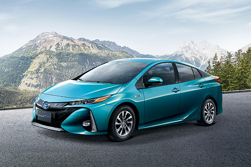 Prius PHV限時限量134.9萬 《Toyota》推出一月份購車優惠專案 Prius PHV限時限量134.9萬 《Toyota》推出一月份購車優惠專案