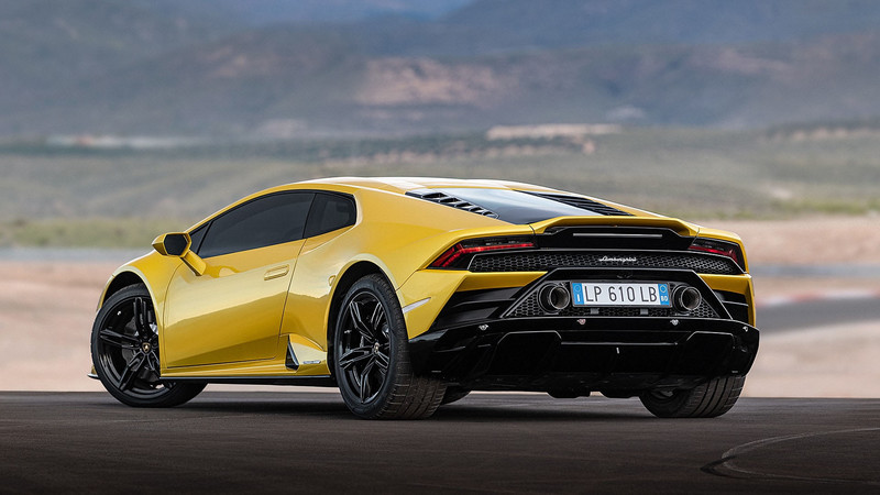 《Lamborghini》發表《Huracán Evo RWD》 610匹後驅蠻牛登場 《Lamborghini》發表《Huracán Evo RWD》 610匹後驅蠻牛登場
