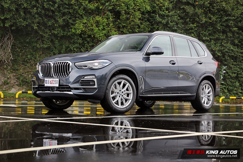 2.0柴油動力入門選 ─《BMW X5 xDrive25d》旗艦版試駕報導 2.0柴油動力入門選 ─《BMW X5 xDrive25d》旗艦版試駕報導