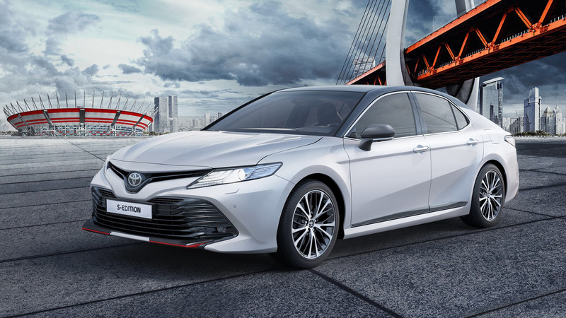 《 Toyota Camry S-Edition》討好戰鬥民族 俄羅斯特仕新作勁裝上身 《 Toyota Camry S-Edition》討好戰鬥民族 俄羅斯特仕新作勁裝上身