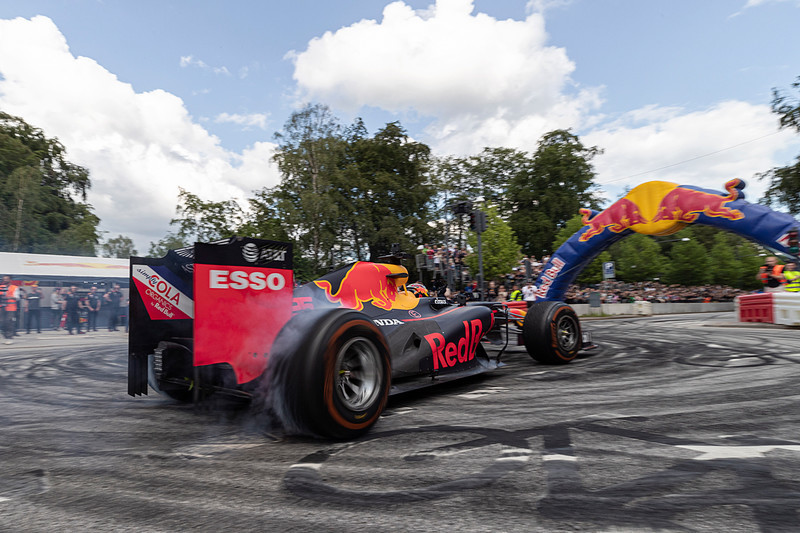 因應武漢肺炎疫情 《2020 Red Bull Racing Showrun》確定暫時取消擇期舉辦 因應武漢肺炎疫情 《2020 Red Bull Racing Showrun》確定暫時取消擇期舉辦