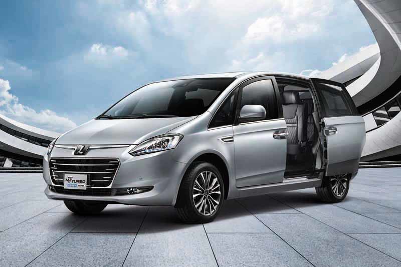 2020年式《Luxgen M7 Turbo Eco Hyper》僅剩兩車型 入門智能影音八人座94.5萬元起 2020年式《Luxgen M7 Turbo Eco Hyper》僅剩兩車型 入門智能影音八人座94.5萬元起