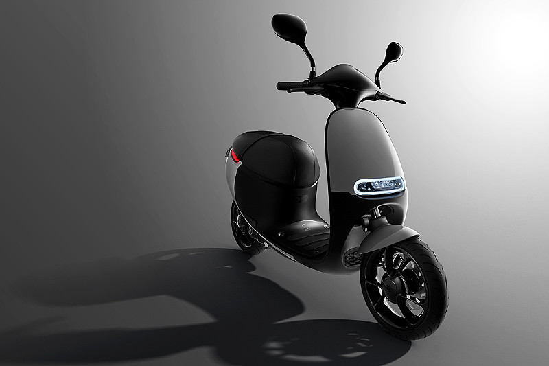 強悍之下更顯內斂 《Gogoro S1》新增「冰岩灰」車色車型 強悍之下更顯內斂 《Gogoro S1》新增「冰岩灰」車色車型