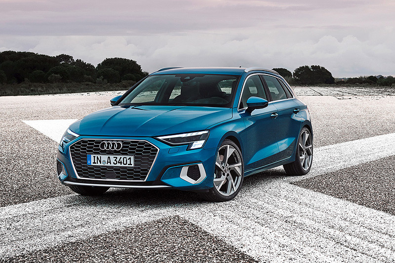 新世代《Audi A3 Sportback》線上首演 動感掀背帥氣進化 新世代《Audi A3 Sportback》線上首演 動感掀背帥氣進化