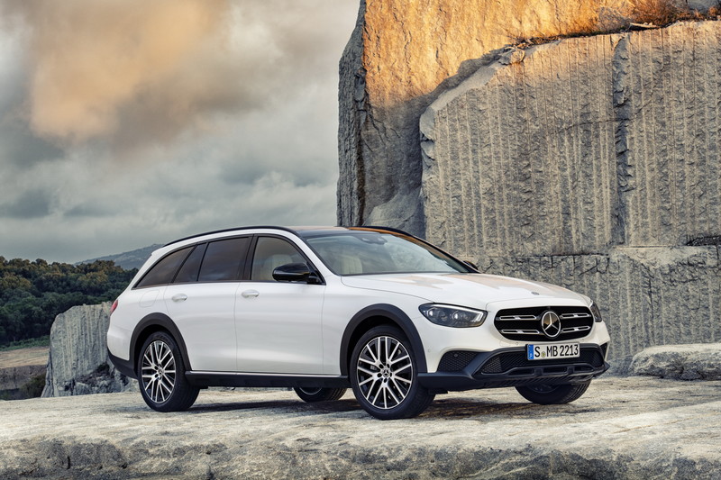 小改款《Mercedes-Benz E-Class All-Terrain》同步變臉 跨界成員首度進軍北美 小改款《Mercedes-Benz E-Class All-Terrain》同步變臉 跨界成員首度進軍北美