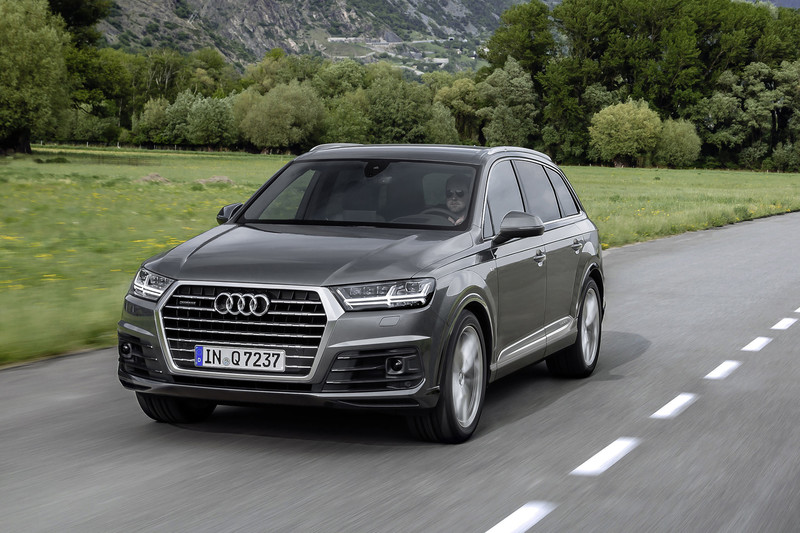 《Audi Q7》跟進推出S line進化版 升級近25萬元配備、售價324萬元 《Audi Q7》跟進推出S line進化版 升級近25萬元配備、售價324萬元