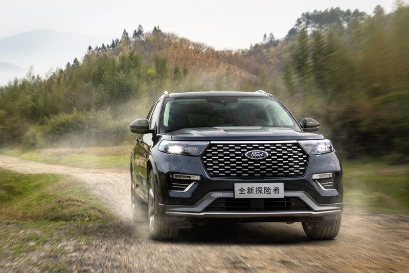 中國版《Ford Explorer》在地生產換上霸氣車頭與12.8吋大螢幕 預告2020年6月發表 中國版《Ford Explorer》在地生產換上霸氣車頭與12.8吋大螢幕 預告2020年6月發表