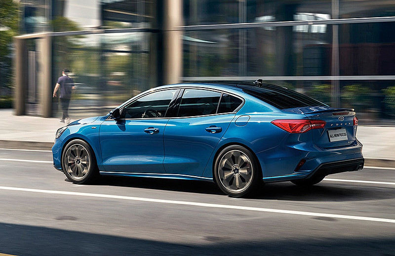 《Altis GR Sport》來了 你也期待對岸的四門版《Ford Focus ST-Line》能導入嗎? 《Altis GR Sport》來了 你也期待對岸的四門版《Ford Focus ST-Line》能導入嗎?