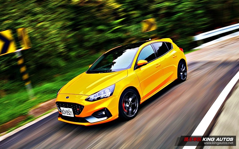 《Ford Focus ST》試駕。 更強、更快、更好開,又有安全科技的4代性能鋼砲! 《Ford Focus ST》試駕。 更強、更快、更好開,又有安全科技的4代性能鋼砲!