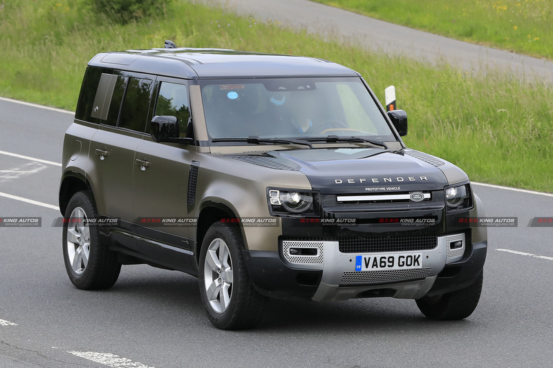 改用BMW V8引擎?新世代《Land Rover Defender》V8車型首度現身 改用BMW V8引擎?新世代《Land Rover Defender》V8車型首度現身