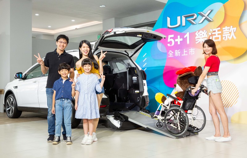 看不到行李廂橫桿!價格、配備、空間、機能無敵!《Luxgen URX 5+1》樂活上市 看不到行李廂橫桿!價格、配備、空間、機能無敵!《Luxgen URX 5+1》樂活上市