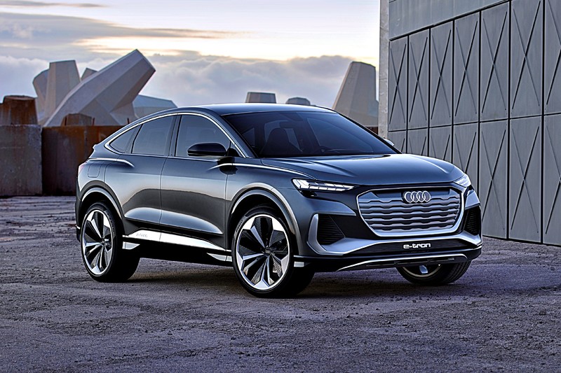 《Audi Q4 Sportback e-tron concept》 純電跑旅概念全球首演!預定2021量產上市! 《Audi Q4 Sportback e-tron concept》 純電跑旅概念全球首演!預定2021量產上市!