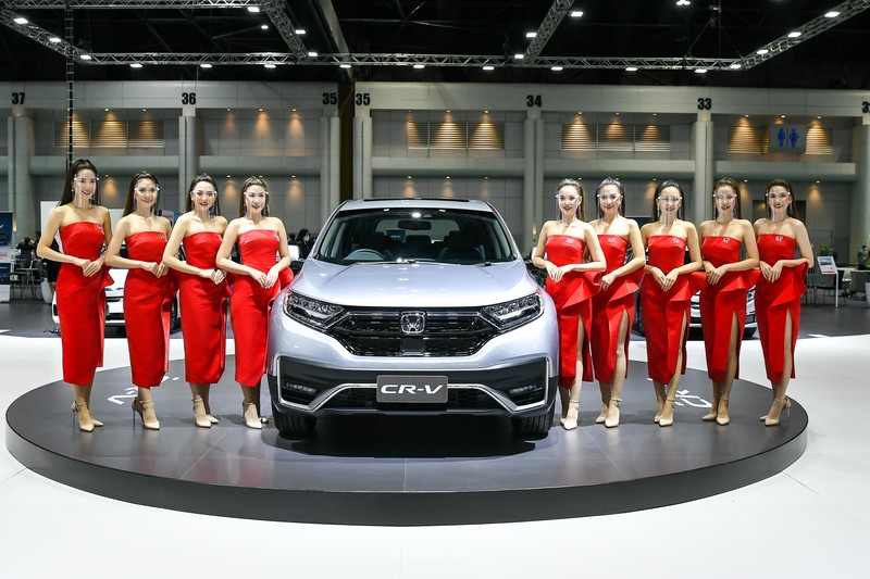 小改款《Honda CR-V》泰國發表 這氣勢是不是不太一樣呢? 小改款《Honda CR-V》泰國發表 這氣勢是不是不太一樣呢?
