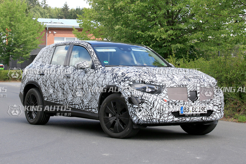 新世代《Mercedes-Benz GLC》上路測試 尺碼放大後你想要七人座嗎? 新世代《Mercedes-Benz GLC》上路測試 尺碼放大後你想要七人座嗎?