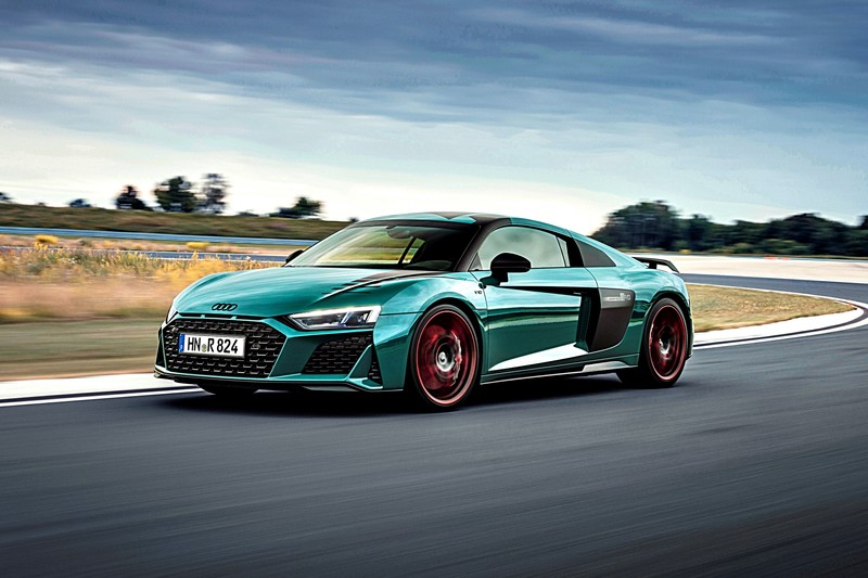 《Audi R8 Green Hell》綠色地獄限量特仕版!紀念Nürburgring 24 Hours賽事奪冠紀錄! 《Audi R8 Green Hell》綠色地獄限量特仕版!紀念Nürburgring 24 Hours賽事奪冠紀錄!