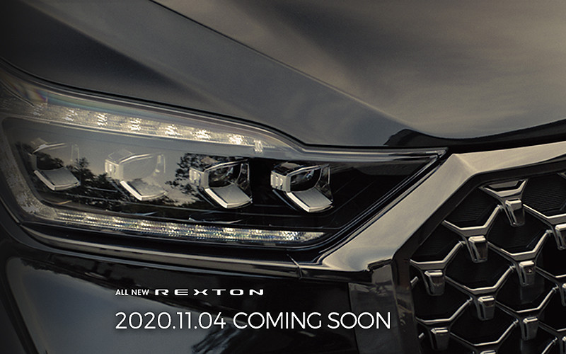 小改款《SsangYong Rexton》預告登場 旗艦SUV也想帥一波 小改款《SsangYong Rexton》預告登場 旗艦SUV也想帥一波