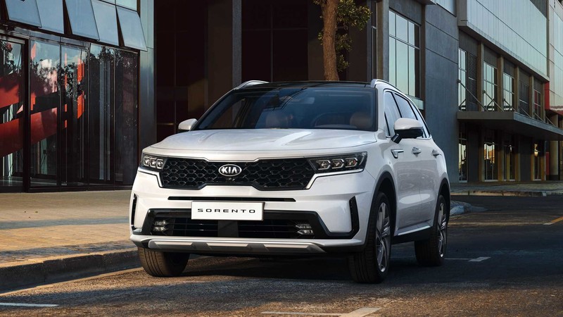 《Kia大改款Sorento》精緻帥氣 11月上市在即|剖析200萬內《七人座SUV》 《Kia大改款Sorento》精緻帥氣 11月上市在即|剖析200萬內《七人座SUV》