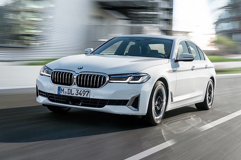 小改款《BMW 5 Series》正式登台 讓你用iPhone當鑰匙限量首發版還升級15萬配備 小改款《BMW 5 Series》正式登台 讓你用iPhone當鑰匙限量首發版還升級15萬配備