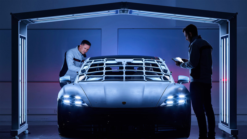 顛覆傳統流水生產線《Porsche Taycan》碳中和 零衝擊 智慧工廠 顛覆傳統流水生產線《Porsche Taycan》碳中和 零衝擊 智慧工廠