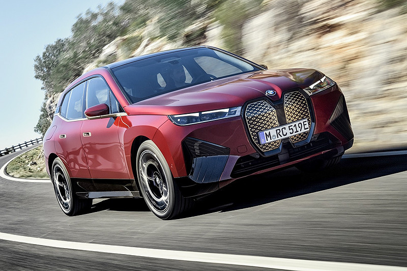 2022年初導入《BMW iX》要讓你驚豔的絕對不只鼻孔 2022年初導入《BMW iX》要讓你驚豔的絕對不只鼻孔