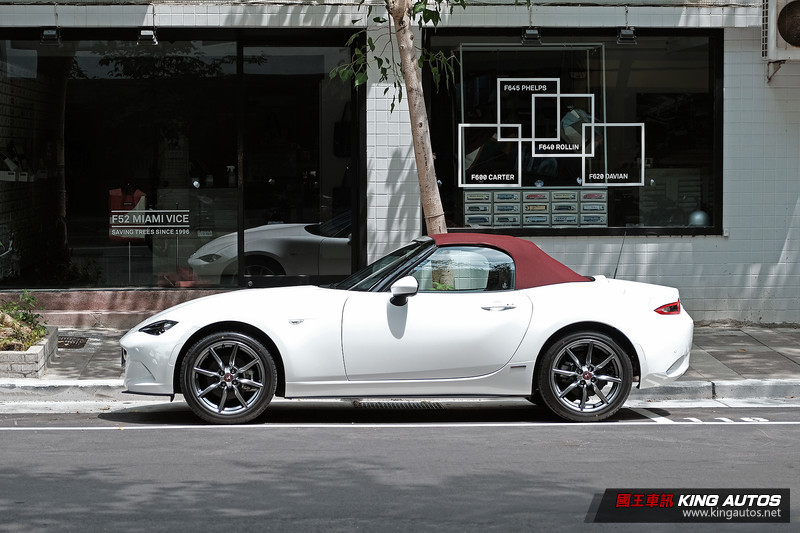 國王駕道︱最想收到的聖誕禮物:《Mazda MX-5》100週年紀念款 國王駕道︱最想收到的聖誕禮物:《Mazda MX-5》100週年紀念款