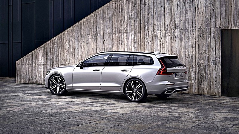 182萬元起發表上市!新年式《Volvo S60、V60》全面升級油電動力 182萬元起發表上市!新年式《Volvo S60、V60》全面升級油電動力