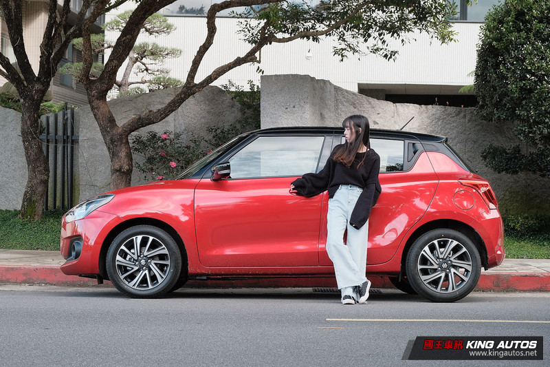 小公主上路︱《Suzuki Swift》換電更溫柔,比起冒險更想陪妳過生活 小公主上路︱《Suzuki Swift》換電更溫柔,比起冒險更想陪妳過生活