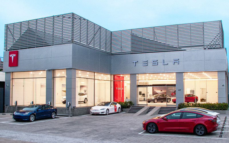 《Tesla》進軍高雄打造南台灣首座服務體驗中心 《Model 3》白色內裝版本限量開賣 《Tesla》進軍高雄打造南台灣首座服務體驗中心 《Model 3》白色內裝版本限量開賣