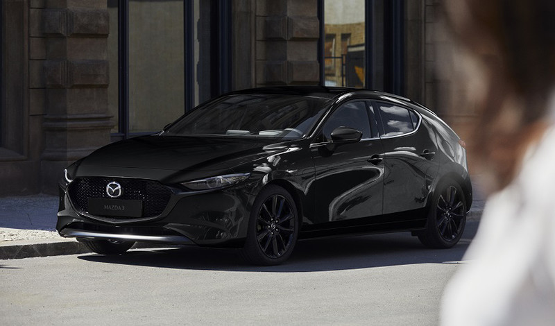 又降價!正21年式《Mazda3》調降旗艦型售價 旗艦進化型導入黑色輪圈與紅色內裝 又降價!正21年式《Mazda3》調降旗艦型售價 旗艦進化型導入黑色輪圈與紅色內裝