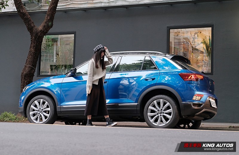 小公主上路︱《Volkswagen T-Roc 280 TSI Style Design》新潮卻可靠的安全感男孩 小公主上路︱《Volkswagen T-Roc 280 TSI Style Design》新潮卻可靠的安全感男孩