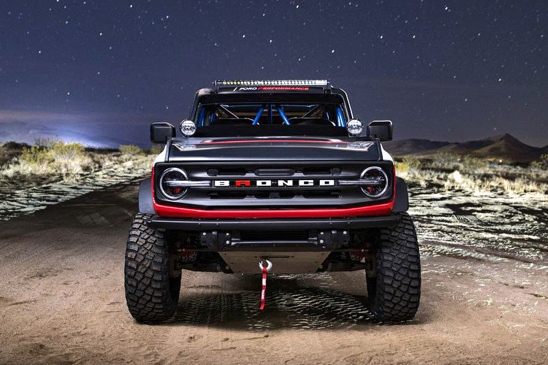 帥到上戰場《Bronco 4600》越野賽車驚艷現身|Ford純比賽or市售化? 帥到上戰場《Bronco 4600》越野賽車驚艷現身|Ford純比賽or市售化?