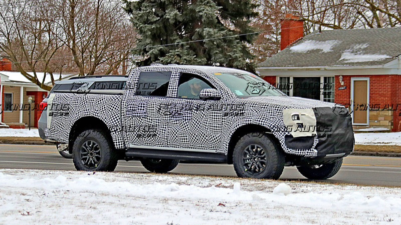 Ranger越野性能版現身?!下一代《Ford Ranger Raptor》首度捕獲 Ranger越野性能版現身?!下一代《Ford Ranger Raptor》首度捕獲