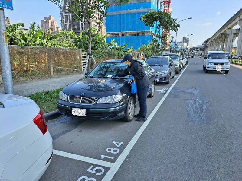 新北市9路段615格免費公有停車格「這天起」開始收費! 網曝2招輕鬆省停車費 新北市9路段615格免費公有停車格「這天起」開始收費! 網曝2招輕鬆省停車費