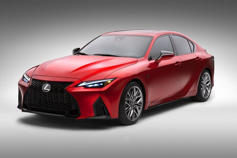 V8引擎回歸！《Lexus IS 500 F Sport Performance》終於亮相 將與《BMW M3》《AMG C63》