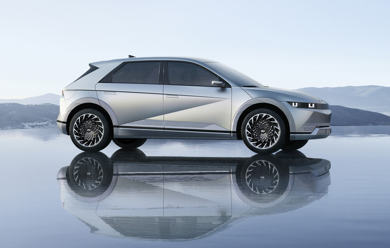 別再小看韓國造車實力!《Hyundai》發表全新電動跨界休旅《Ioniq 5》 別再小看韓國造車實力!《Hyundai》發表全新電動跨界休旅《Ioniq 5》