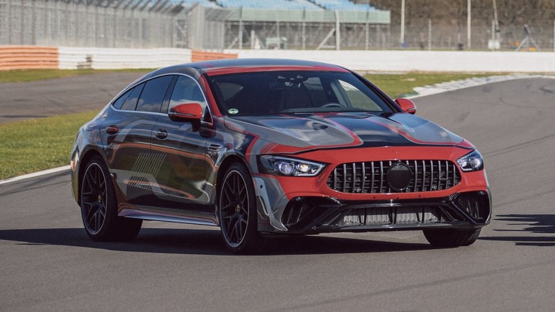 和F1賽車一樣兇!815匹最強插電四門轎跑《Mercedes-AMG GT 73e》現身 和F1賽車一樣兇!815匹最強插電四門轎跑《Mercedes-AMG GT 73e》現身