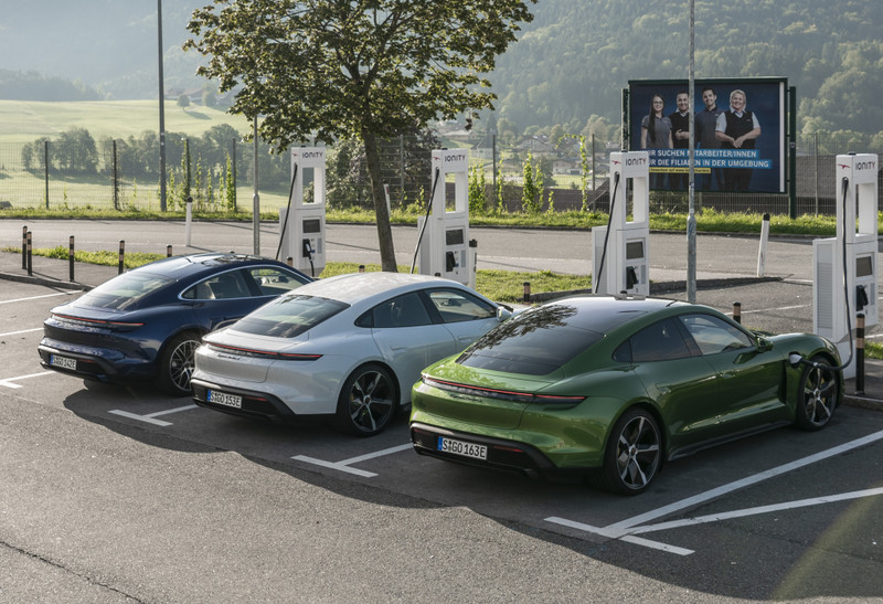 投入的開發成本找誰討?傳《Porsche》與《Bentley》拒用集團新電動車平台 投入的開發成本找誰討?傳《Porsche》與《Bentley》拒用集團新電動車平台