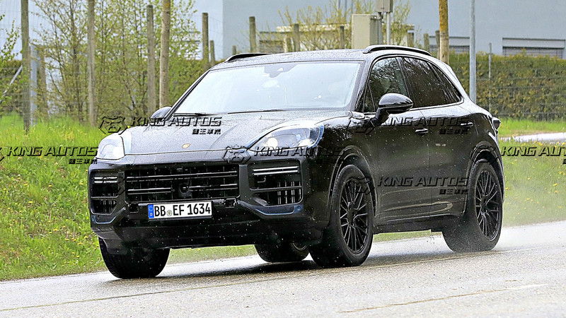 頭尾都有新設計?!《Porsche Cayenne》小改款 今年底可能首演 頭尾都有新設計?!《Porsche Cayenne》小改款 今年底可能首演