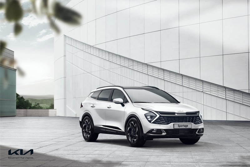 大改款《Kia Sportage》內外觀搶先看 預計年底正式發表|虎鼻更銳利 取消排檔桿 大改款《Kia Sportage》內外觀搶先看 預計年底正式發表|虎鼻更銳利 取消排檔桿