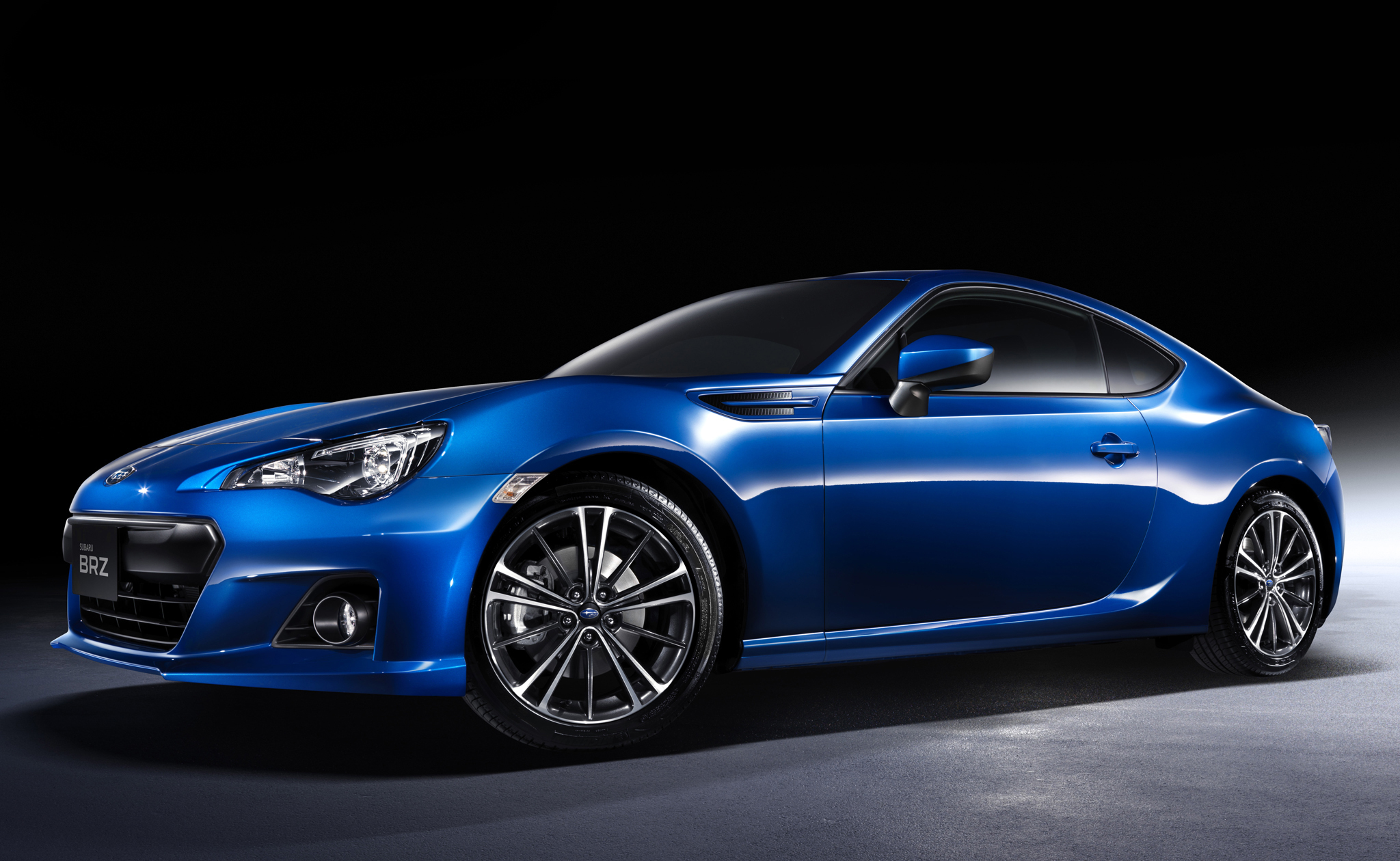 17 Subaru Brz 2 0 6mt 國王車訊kingautos 汽車資料庫 國王車訊kingautos